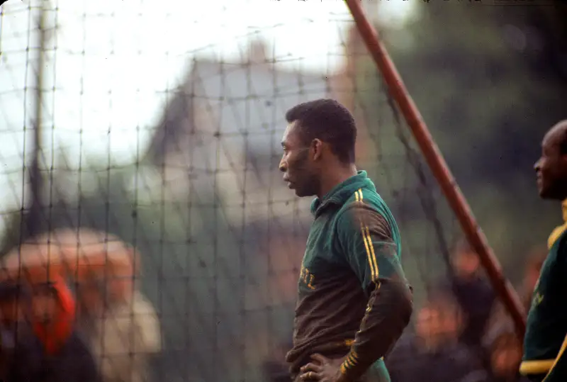 Like so many of the world's great footballers, Pelé was born and raised in poverty. In fact, for much of his youth, his family could simply not afford a real soccer ball for the obviously talented youngster. Pelé made do with the same sort of resourcefulness that, for decades, poor kids the world over have relied on in order to play the beautiful game : socks stuffed with newspaper; a bundle of tied rags; even a grapefruit.