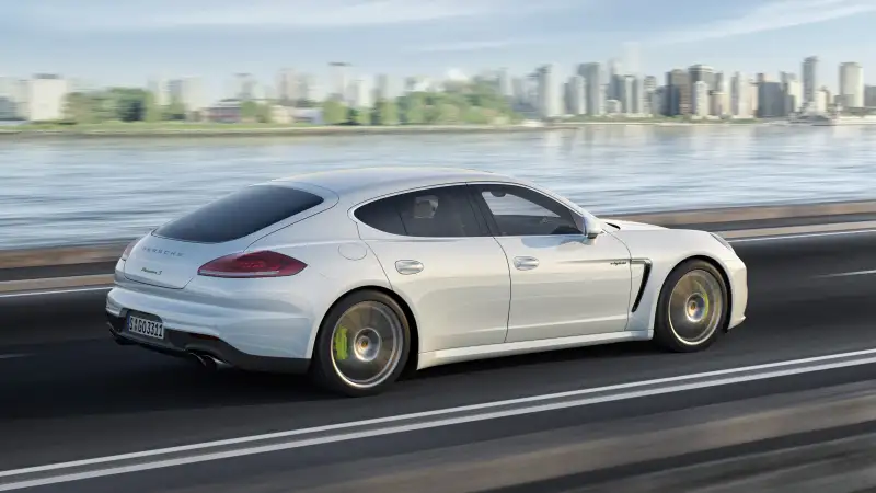 2014 Porsche Panamera S E-Hybrid