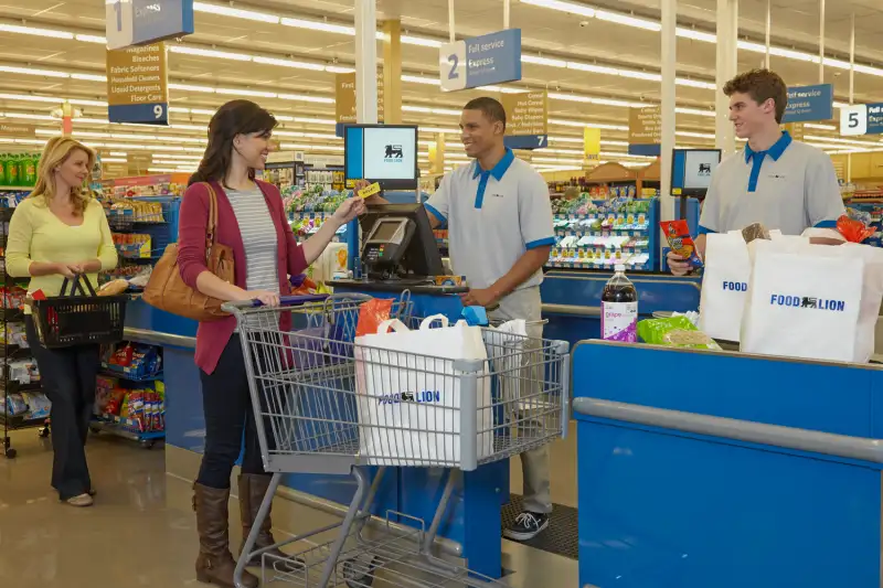 Food chain upheaval: Market Basket opening soon