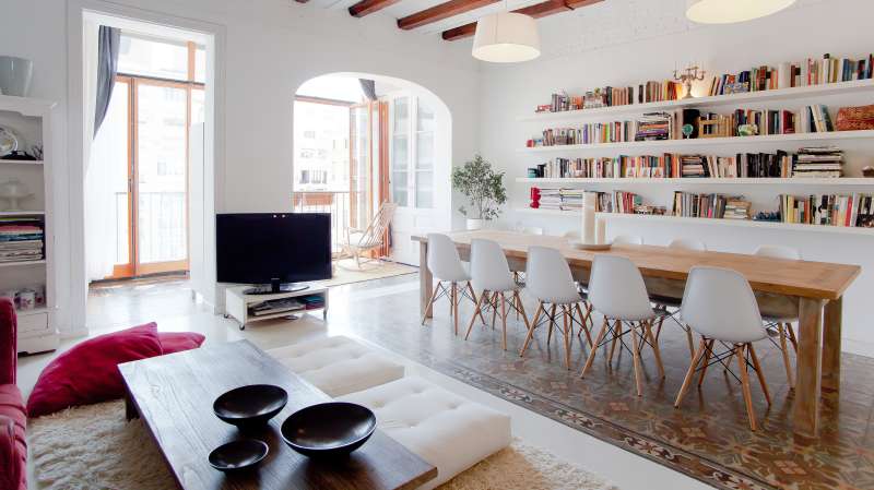 Apartment in Barcelona, Spain offered through airbnb.