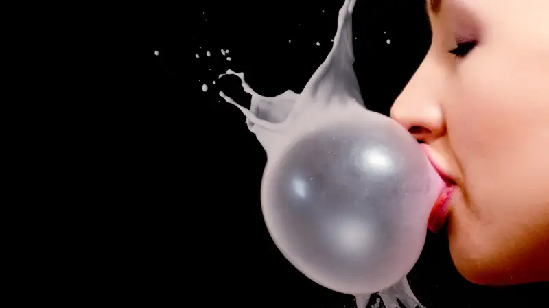 Popping bubble gum