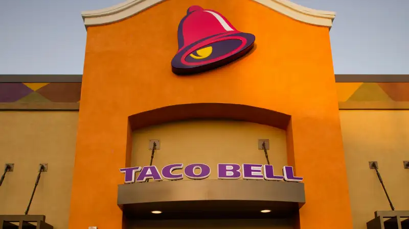 Taco Bell exterior