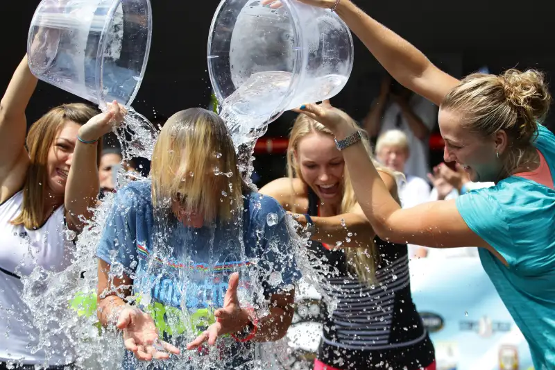 Ice bucket challenge