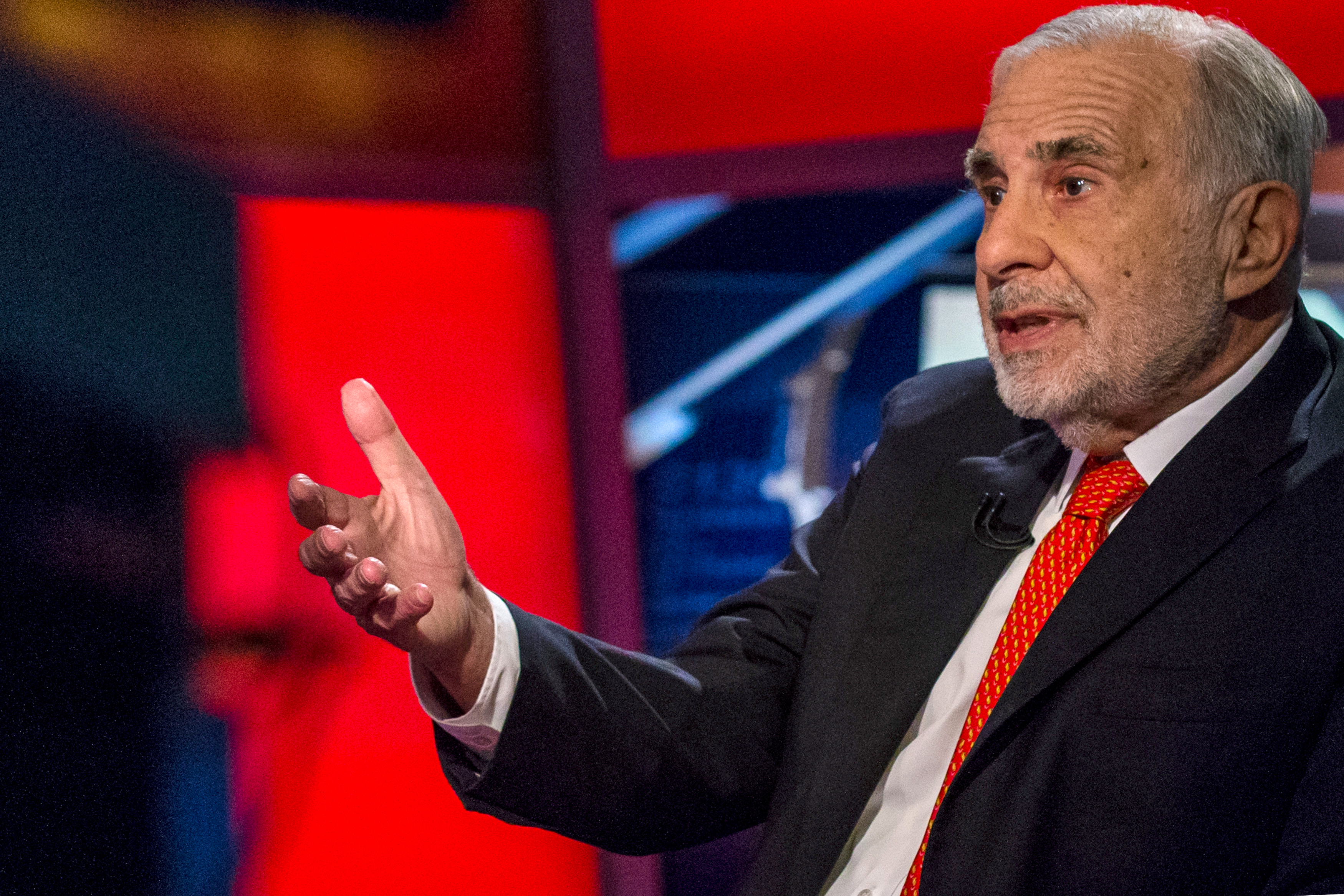 Here's Why Carl Icahn Wants Apple to Buy Back Shares