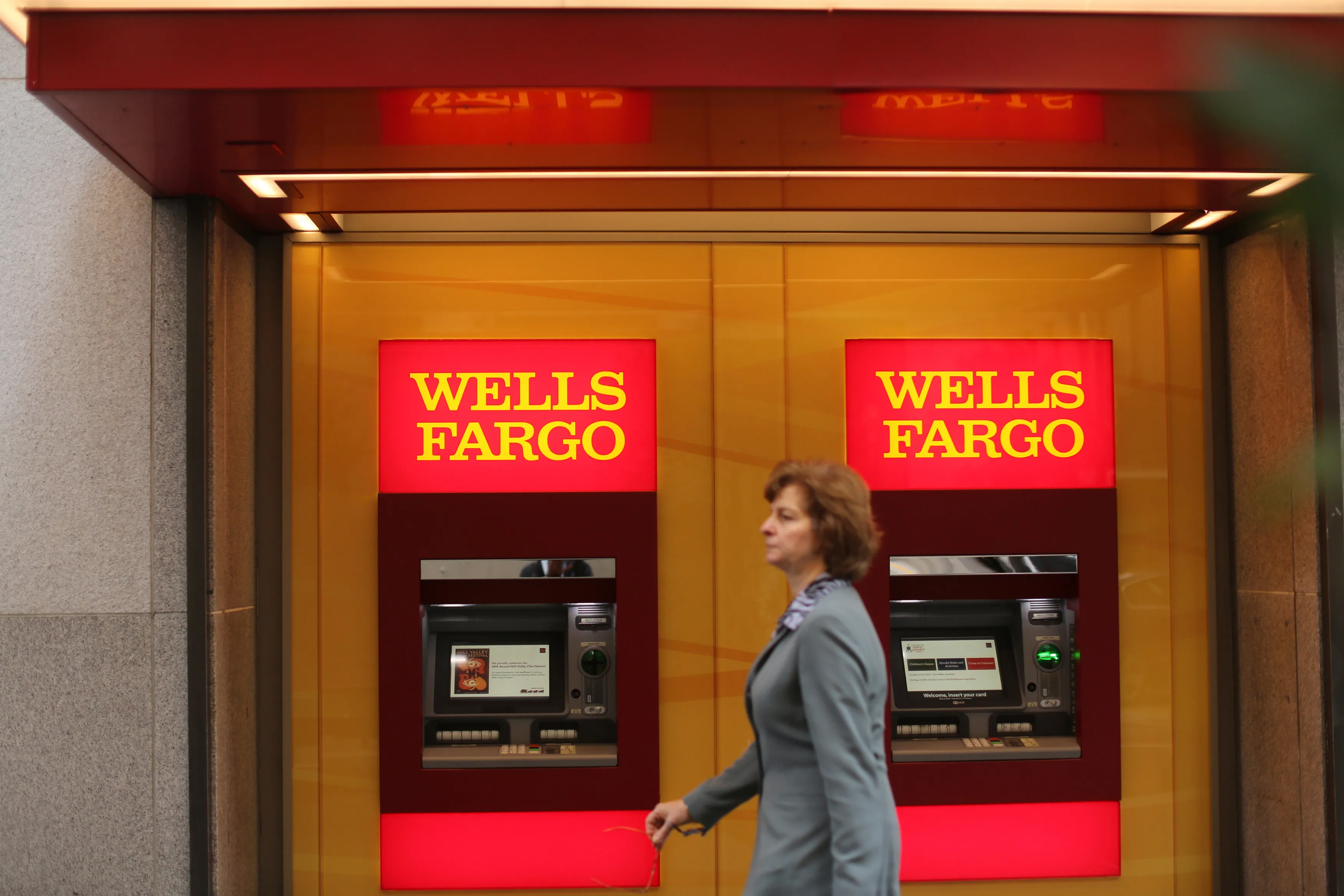Wells Fargo Settles Charges It Refused Mortgages to Moms