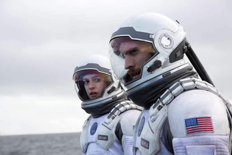 Anne Hathaway and Wes Bently in INTERSTELLAR, from Paramount Pictures and Warner Brothers Pictures, in association with Legendary Pictures.