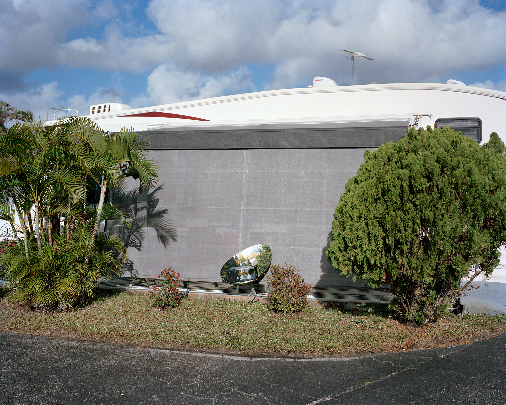 Satellite, Breezy Hill, FL.