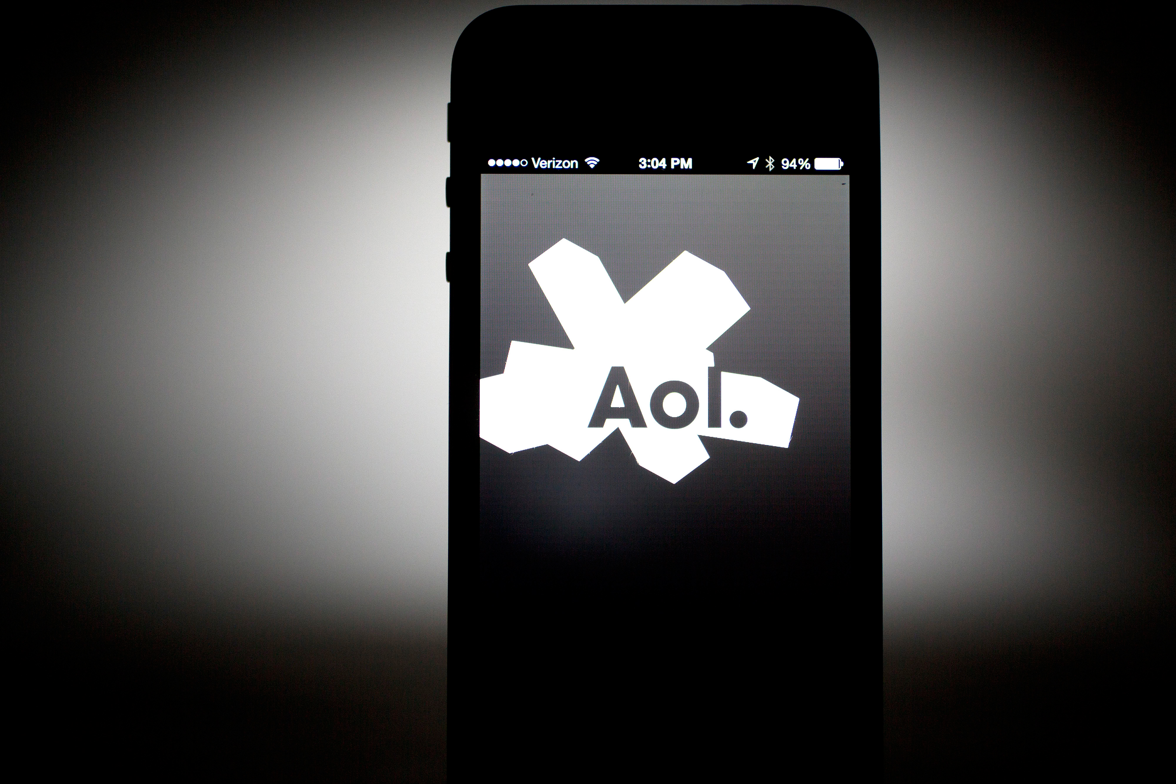 Why Verizon Wants to Buy AOL