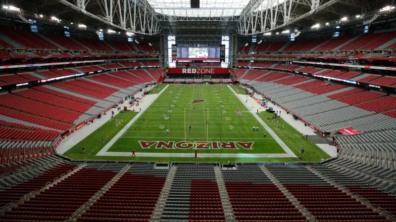 General view of the interior of University of Phoenix Stadium.