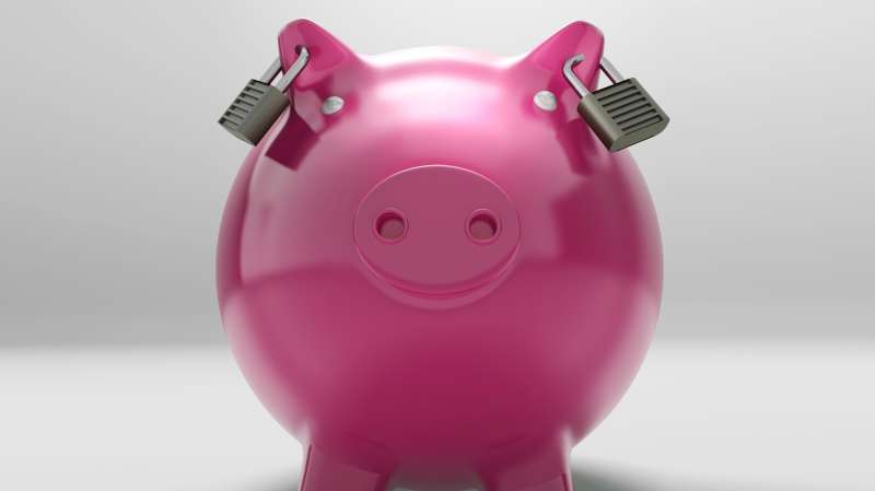 piggy bank with locks for earrings