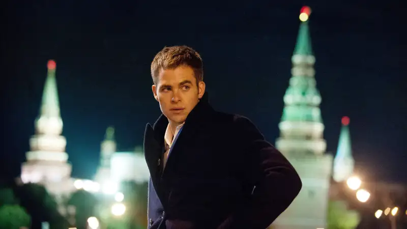 Chris Pine in JACK RYAN: SHADOW RECRUIT, 2013