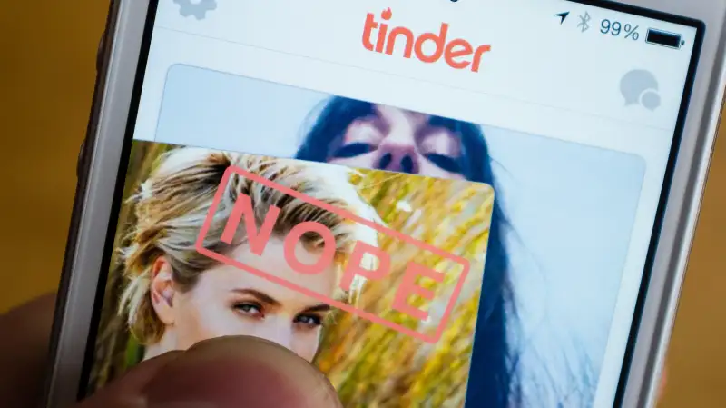 Tinder on mobile phone