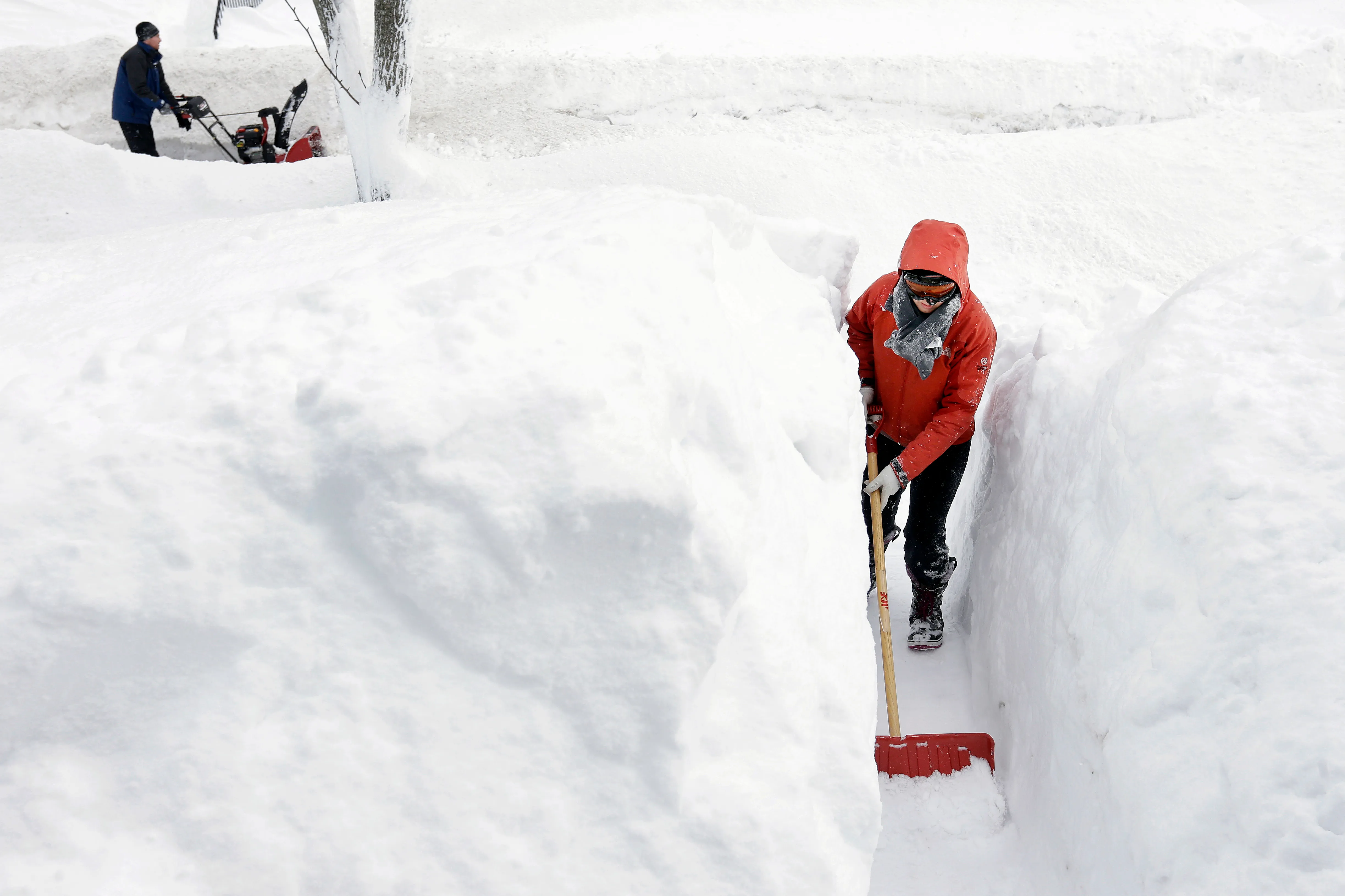 fines-for-not-clearing-snow-from-sidewalks-cars-could-get-bigger-in