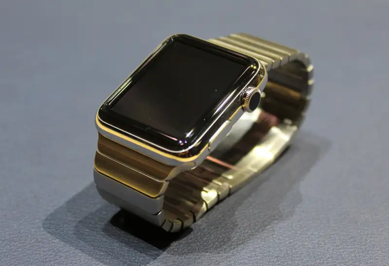 An Apple Watch Edition, which is made from 18-carat solid gold, on display