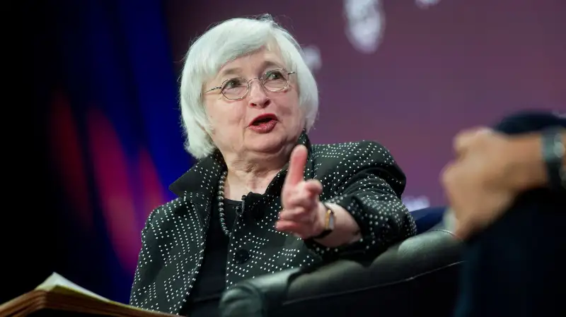 Janet Yellen, chair of the U.S. Federal Reserve, speaks at the Institute for New Economic Thinking conference at the IMF headquarters in Washington, D.C., U.S., on Wednesday, May 6, 2015.