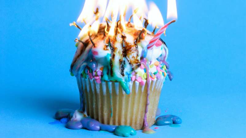 cupcake ruined by excessive amount of melting candles