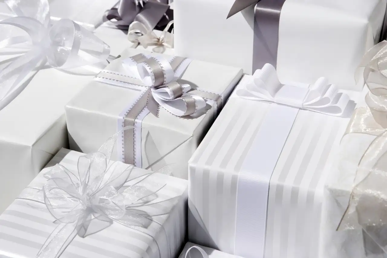 Wedding Presents The Ultimate Wedding Gift Giving Guide Money