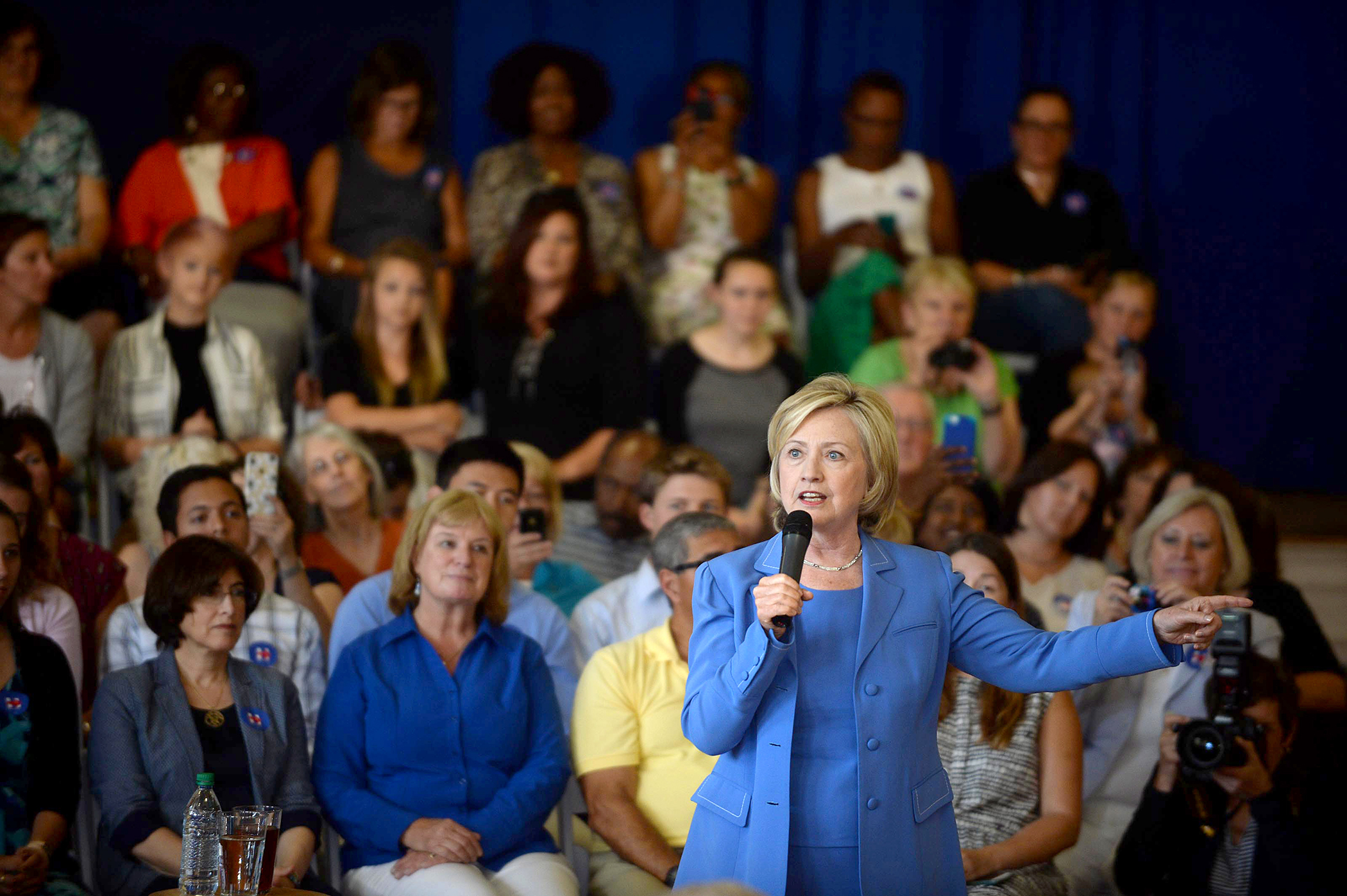 Here's How Hillary Clinton's Profit Sharing Plan Could Actually Make Everyone Richer