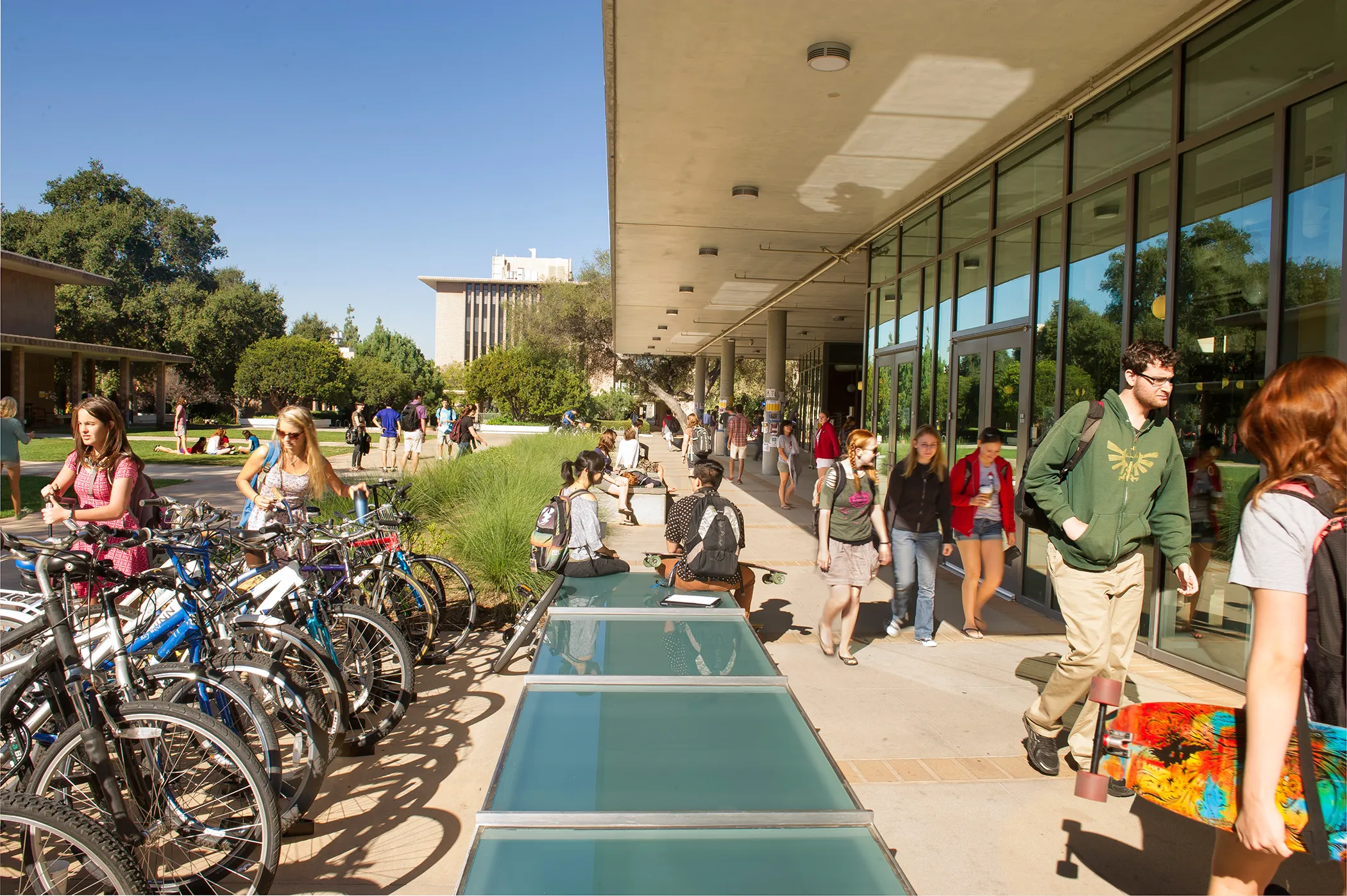 <a href="http://new.money.com/best-colleges/profile/harvey-mudd-college" target="_blank">1. Harvey Mudd College</a>
                                            
                                             	Early earnings: $79,700
                                             	Mid-career earnings: $130,000
                                            