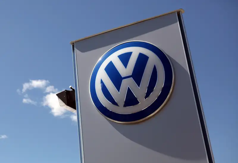 volkswagen dealership sign