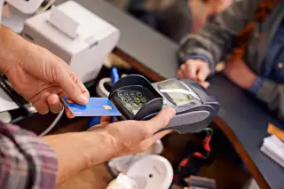 Credit cards go vertical, ditching classic look and magnetic strip