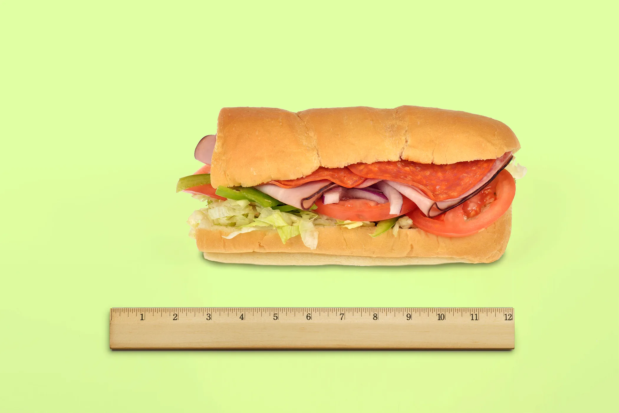 Bevestiging kans Belachelijk Subway Footlong Lawsuit Settlement: Sandwich to Be 12 Inches | Money