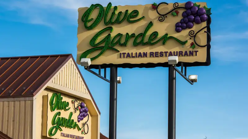 Signage is displayed at a Darden Restaurants Inc. Olive Garden location in Reno, Nevada, on March 19, 2015.