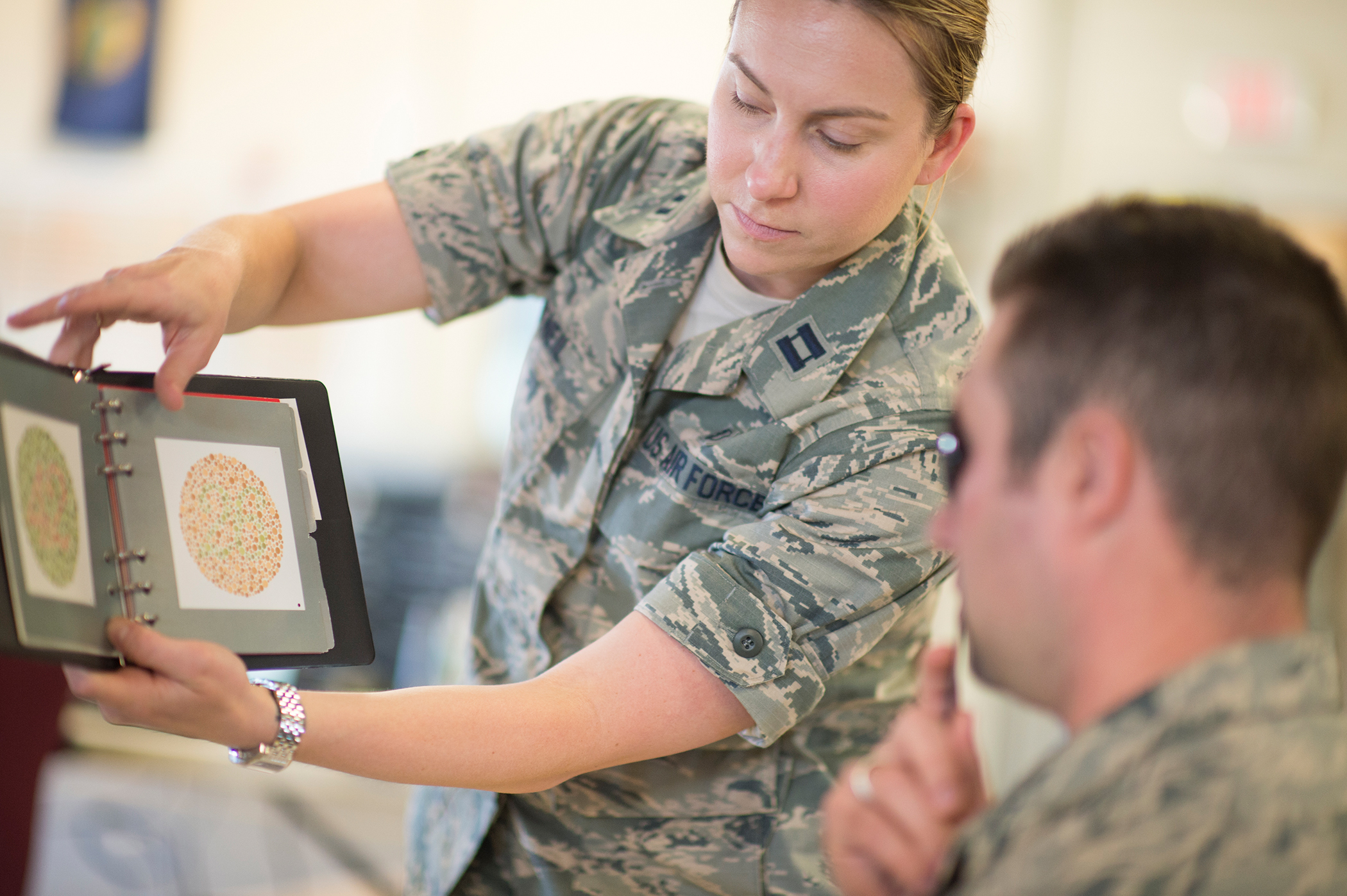 6 Simple Ways for Soldiers to Control Their Post-Military Healthcare Costs