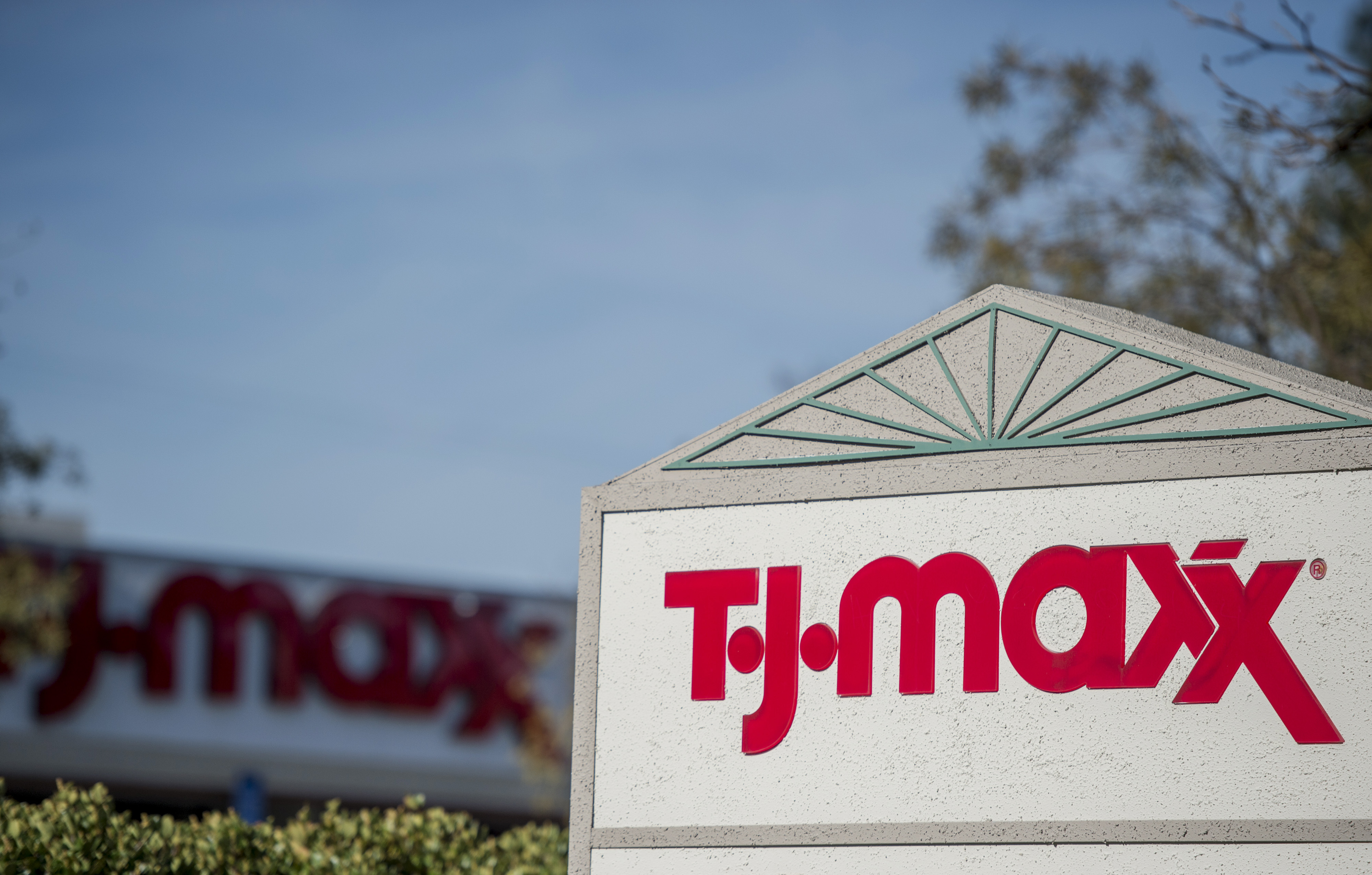 TJ Maxx Online Store: How to Find Deals on Designer Clothing