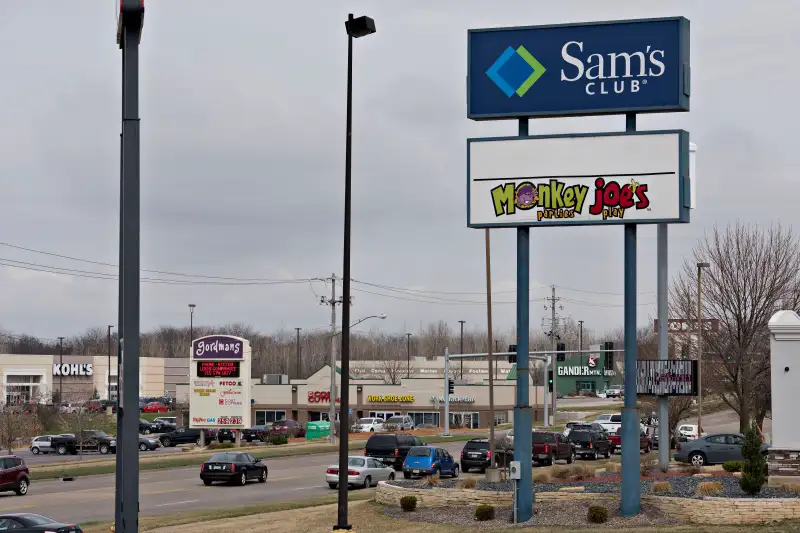 Retail Signage Ahead Of Chain Store Sales Figures