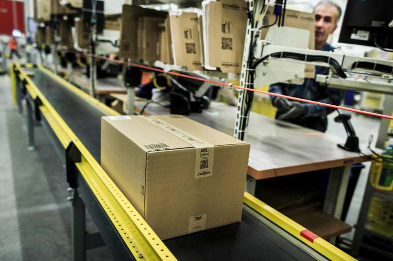 Amazon Mail Order Warehouse In Brieselang
