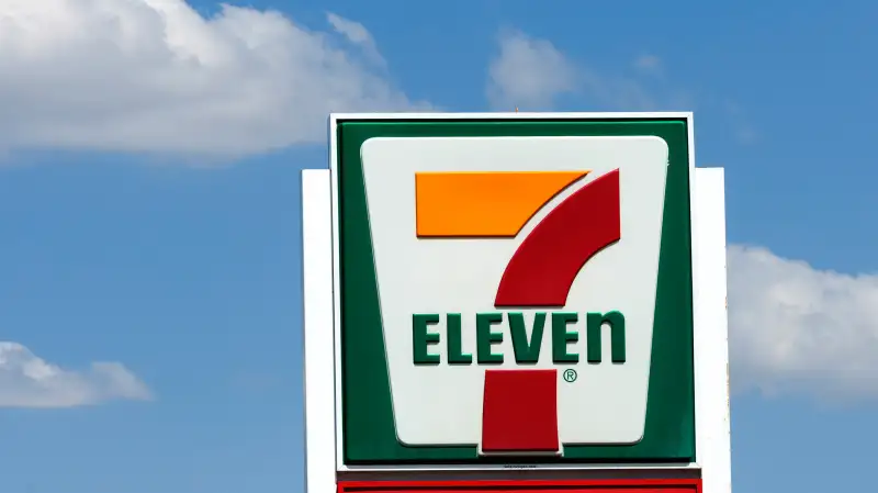 7-eleven sign