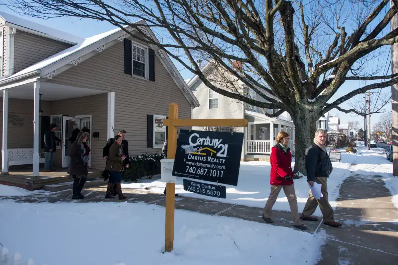 Ride-Along With A Realtor As U.S. Housing Market Looks To Rebound in 2015