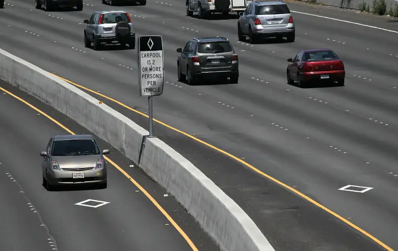 California Tightens Policy For Hybird Drivers Access To Carpool Lanes