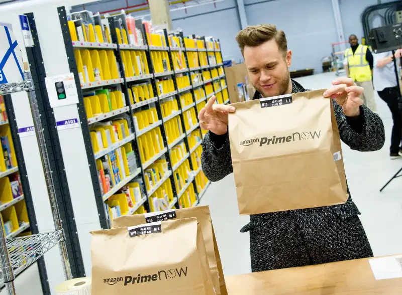 Olly Murs Delivers Gifts For Amazon Prime Now