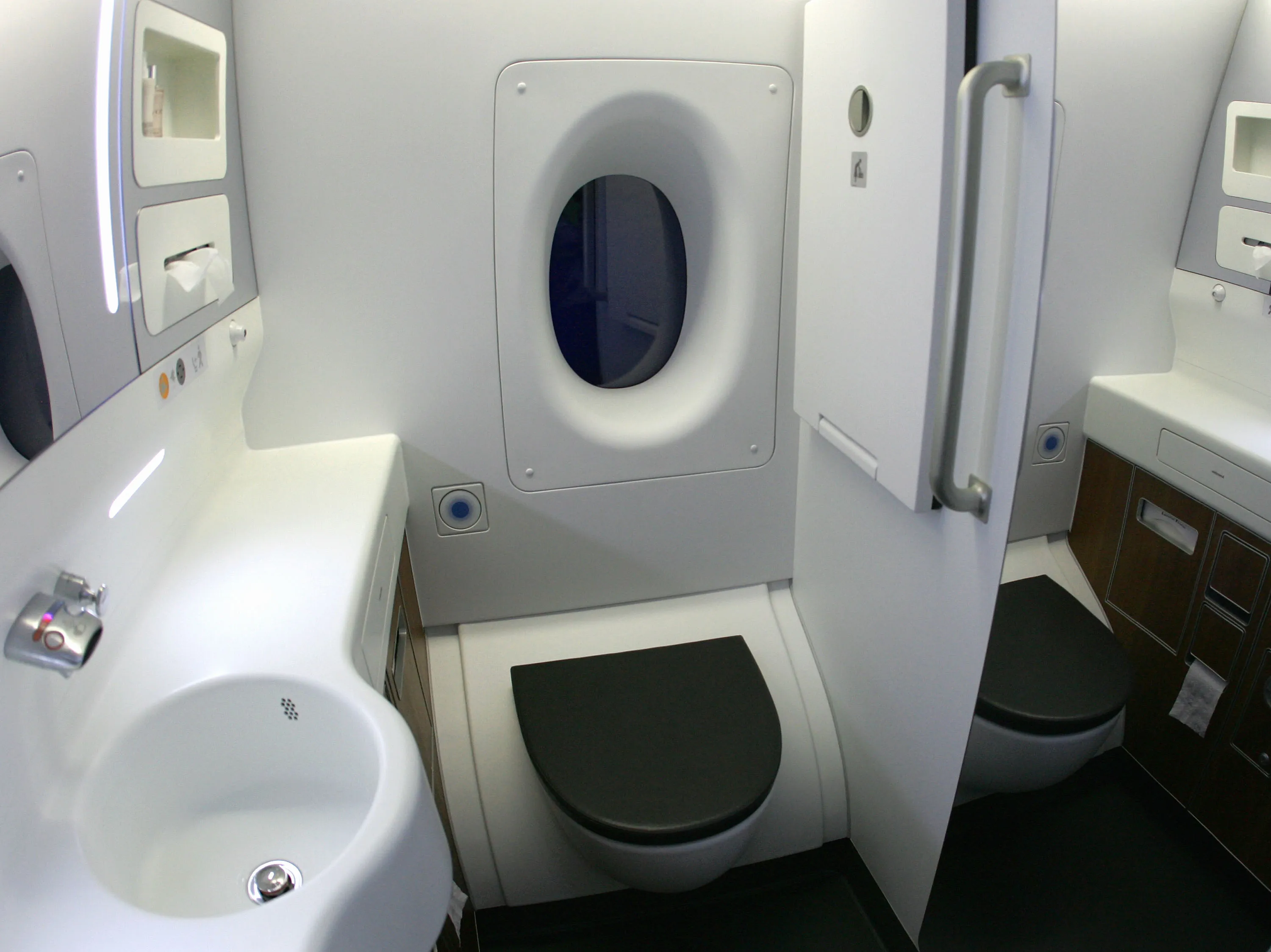 Bill in Congress Would Prevent Airlines from Charging Fees for the Bathroom
