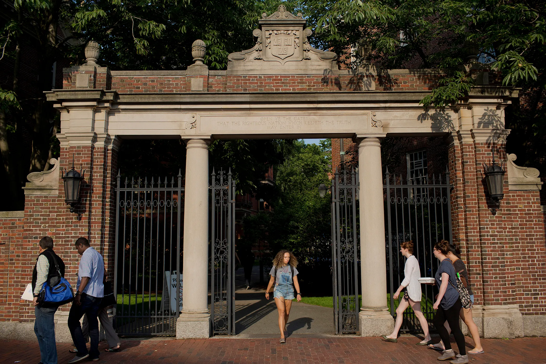 Group Says Harvard Tuition Should Be Free for All Students