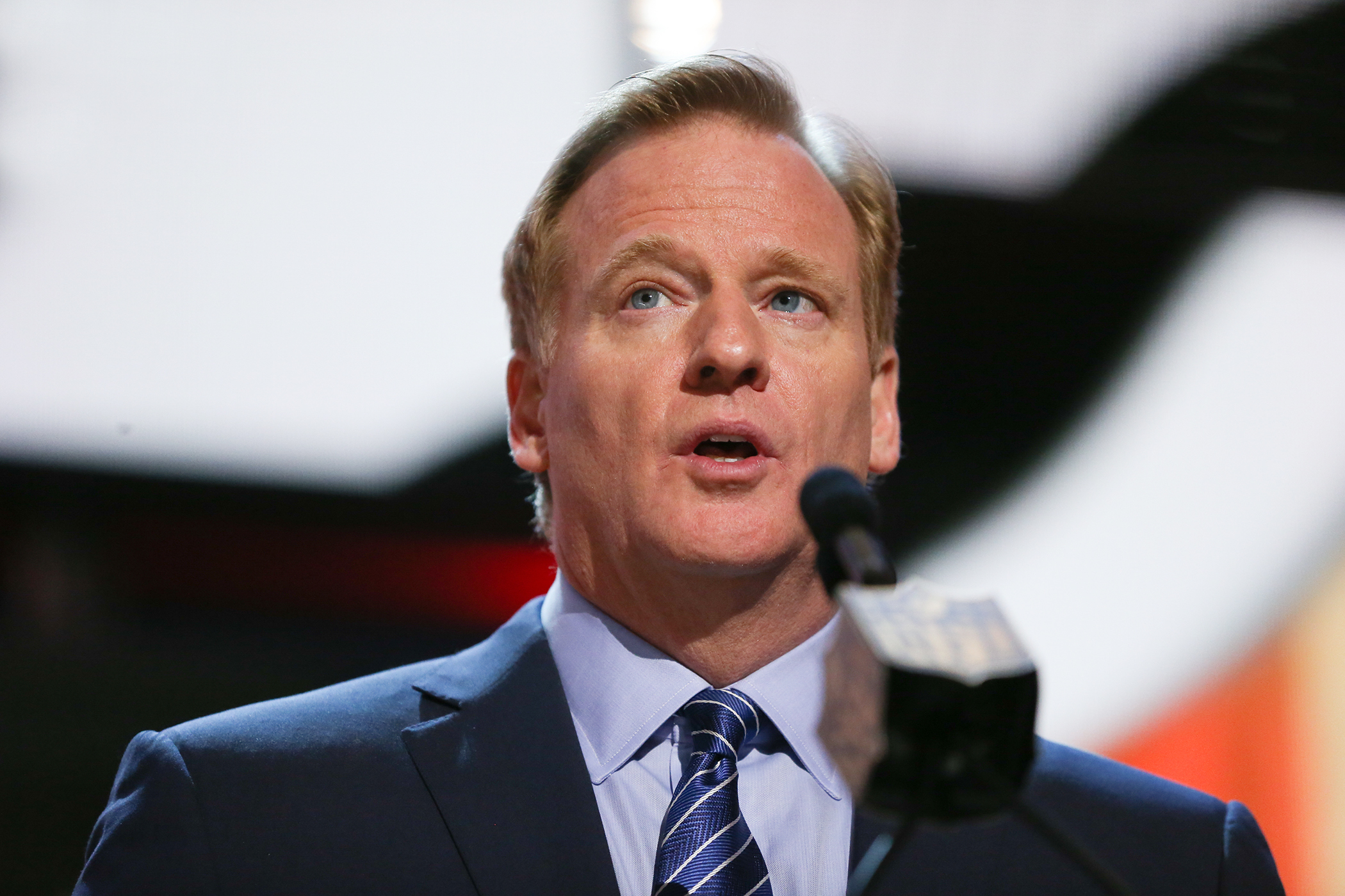 NFL to Force Teams to Interview Women for Executive Openings