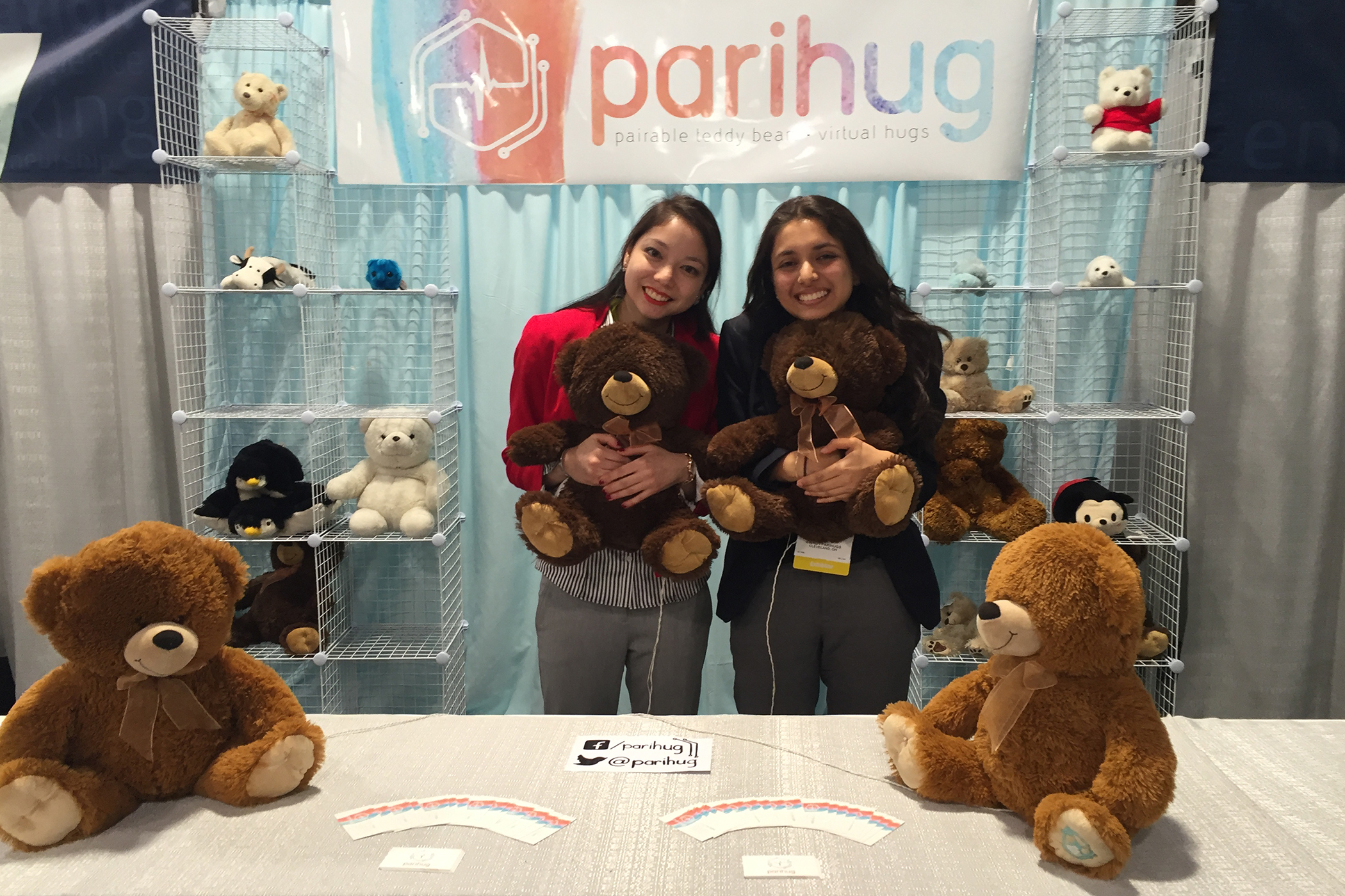 Parihug co-founders Xyla Foxlin and Harshita Gupta