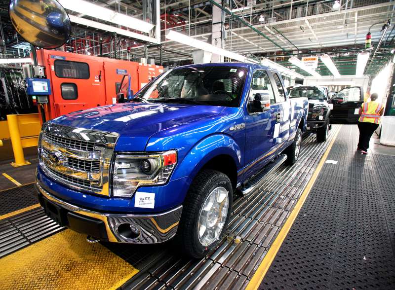 Ford Dearborn Truck Plant Builds New 2014 F-150 Trucks