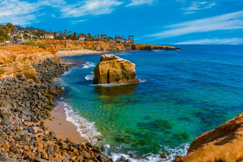 Rugged coastline Point Loma Sunset Cliff Park, San Diego, California