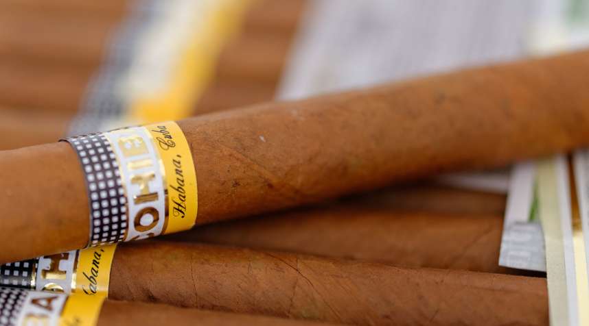 Esplendid Cohiba cigars, September 28, 2014. Cohiba is a brand for two kinds of premium cigar: Esplendido and Robusto. The name cohíba derives from the Taíno word for  tobacco. .