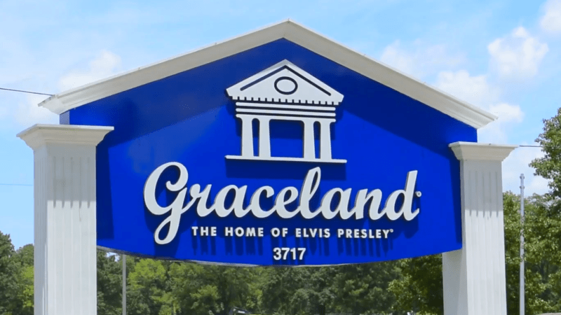 Elvis Presley Graceland Sign