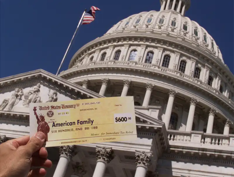 Tax Refund Checks Star of Republican Rally