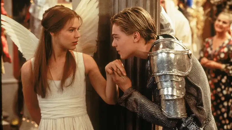 Claire Danes and Leonardo DiCaprio in ROMEO AND JULIET (1996)