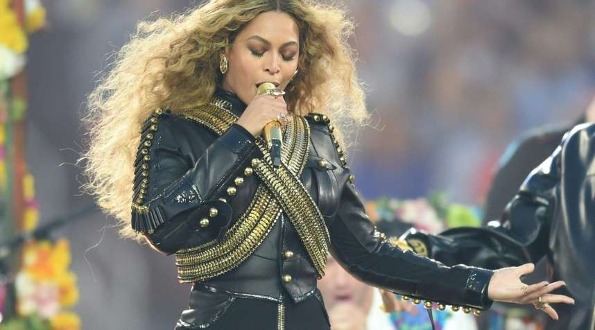 Beyonce performs during Super Bowl 50 between the Carolina Panthers and the Denver Broncos at Levi's Stadium in Santa Clara, California February 7, 2016.