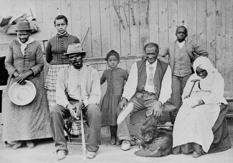 Harriet Tubman With Slaves She Helped During the Civil War