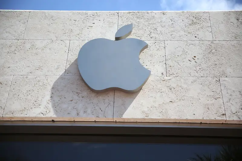 Apple Expected To Report First Quarterly Revenue Decline In A Decade