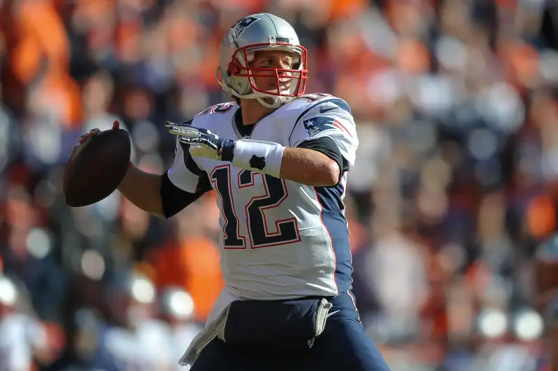 Contract indicates New England Patriots' Tom Brady to play in 2019