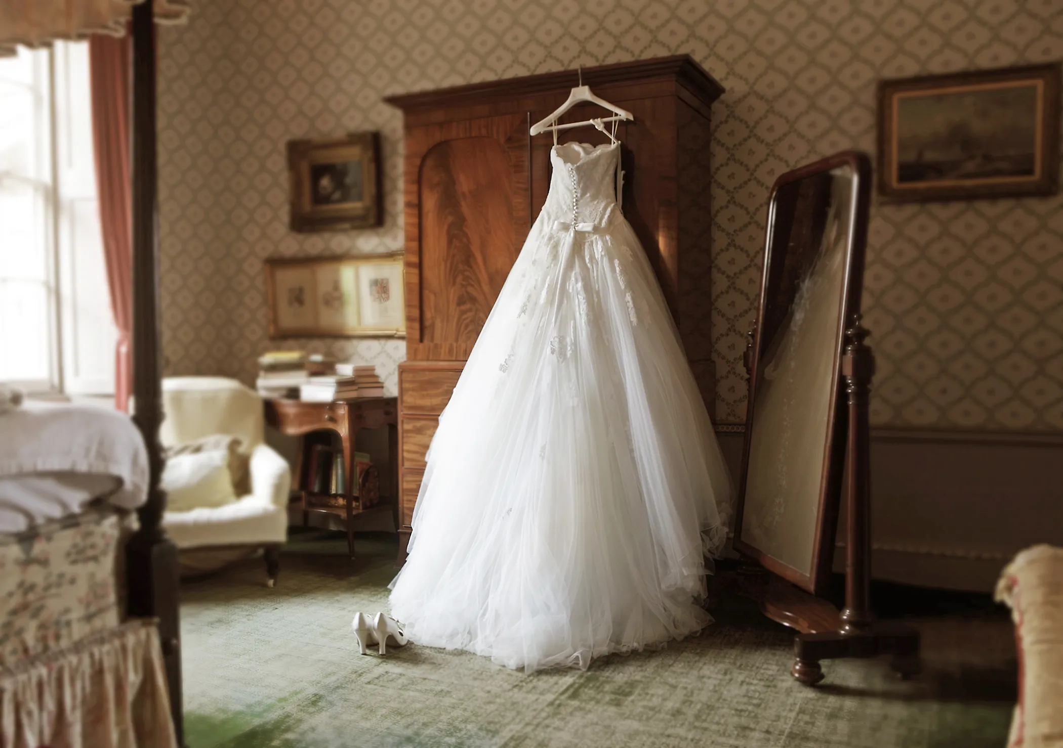5 Ways to Recycle a Wedding Dress Money
